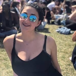 Meet your Posher, Michelle